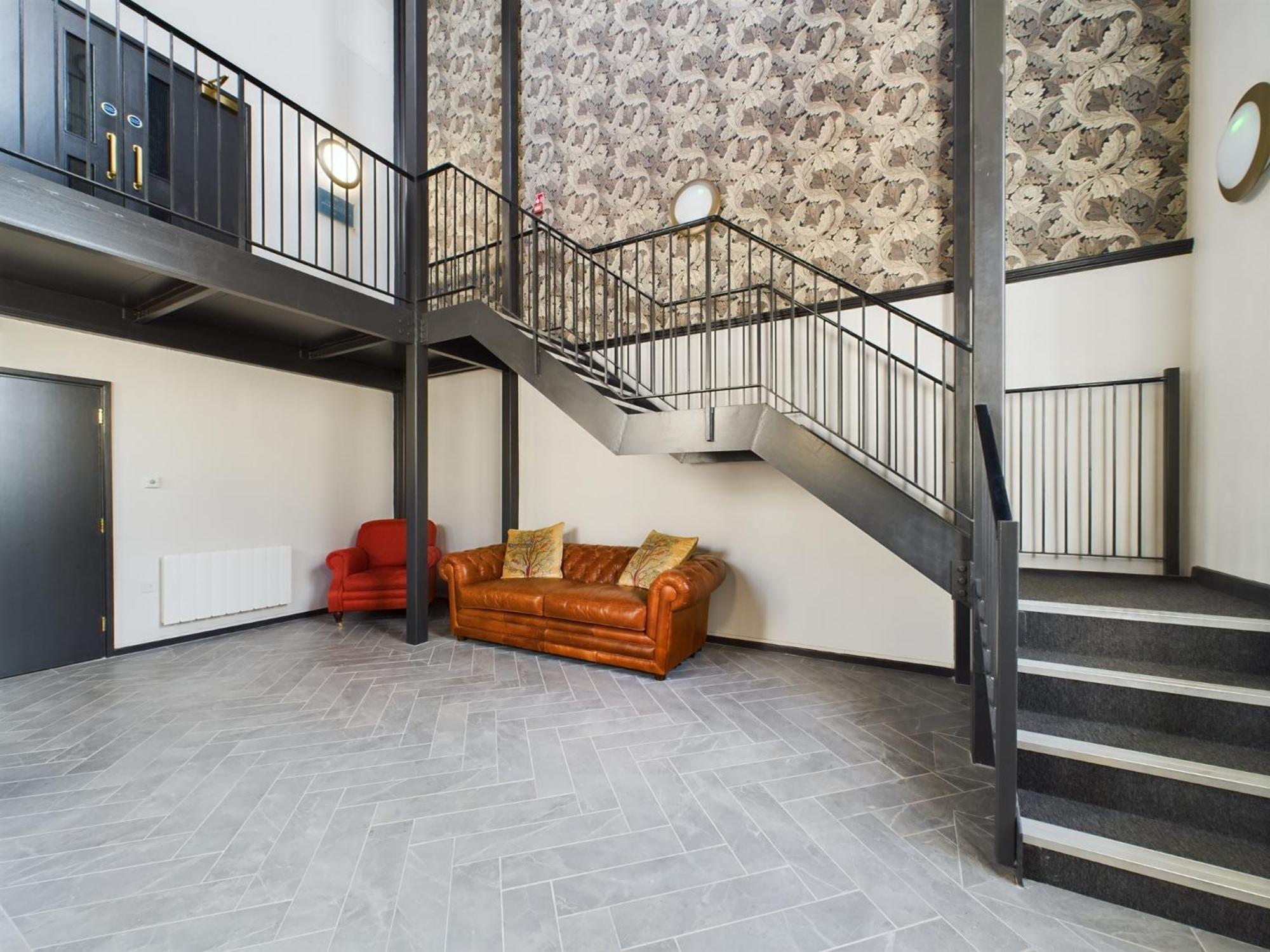 Ferienwohnung Modern Duplex Central Free Parking Wi-Fi Cheltenham Exterior foto
